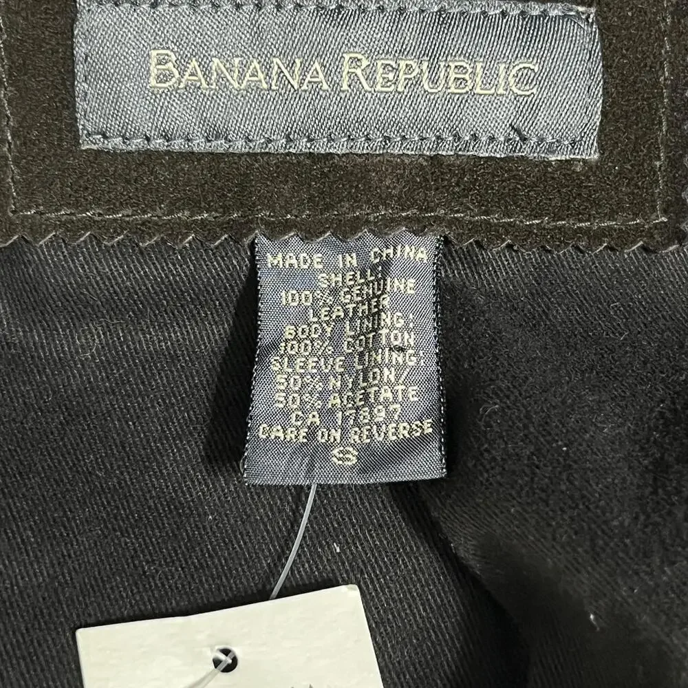 Banana Republic brand banana